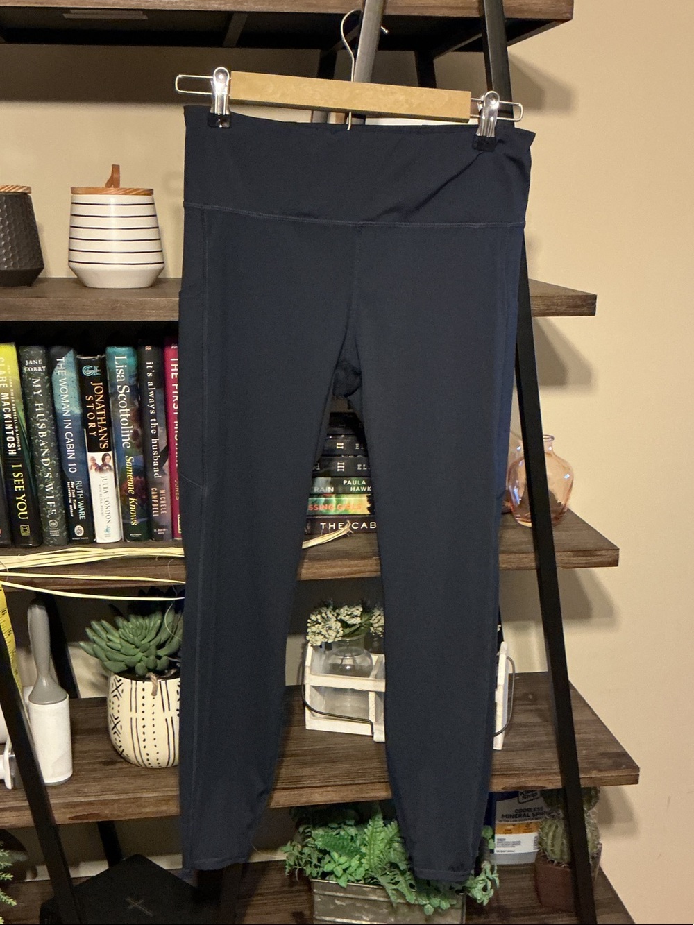 Vuori Stride High-Waist Athletic Leggings - Navy